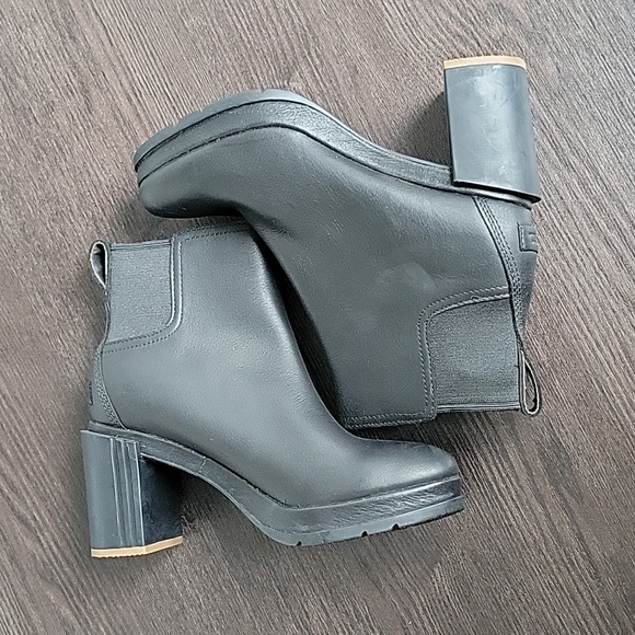 Sorel - Picture 4 of 5